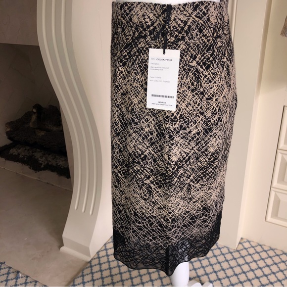 Worth Collection Black and Tan Textured Embroidery Skirt New Size 4 - Picture 2 of 10